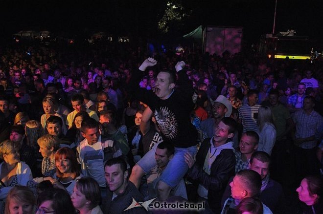 „Noc z gwiazdami pod gwiazdami” w Szarłacie [20.07.2013] - zdjęcie #45 - eOstroleka.pl