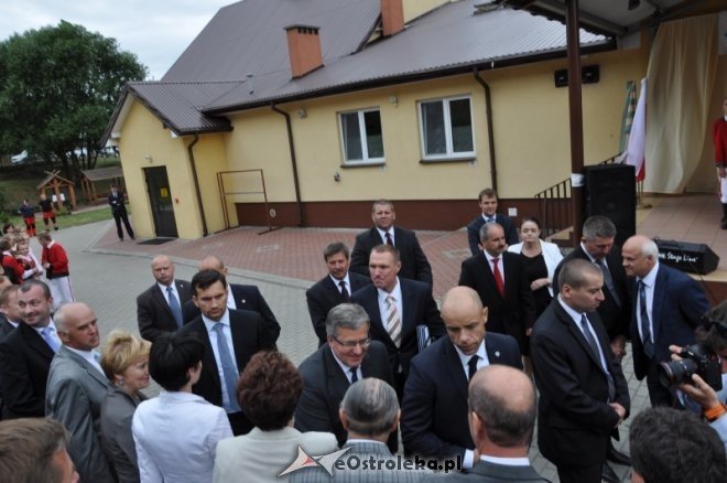 Bronisław Komorowski spotkał się z samorządowcami w Baranowie [23.07.2013] - zdjęcie #33 - eOstroleka.pl