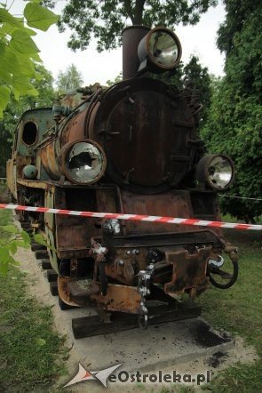 Zabytkowa lokomotywa stanęła na torach [25.07.20013] - zdjęcie #2 - eOstroleka.pl