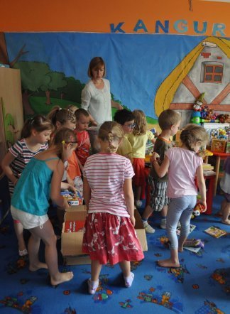 II edycja akcji „Książka dla Szpitala” dobiegła końca [25.07.2013] - zdjęcie #26 - eOstroleka.pl