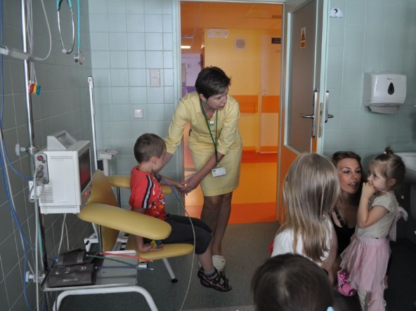 II edycja akcji „Książka dla Szpitala” dobiegła końca [25.07.2013] - zdjęcie #5 - eOstroleka.pl
