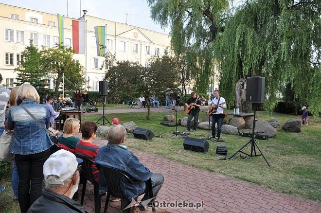 Art Czwartkowy koncert duetu: Darek Czarny & Rafał Nosal [25.07.2013] - zdjęcie #6 - eOstroleka.pl