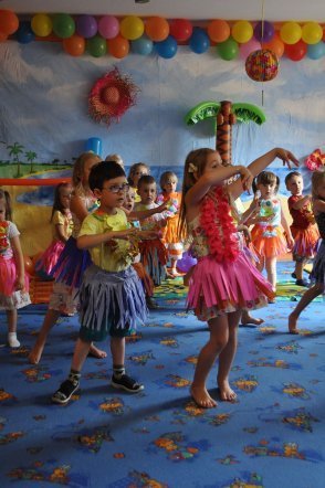 Dzień hawajski w Kangurku  - zdjęcie #24 - eOstroleka.pl