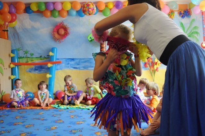 Dzień hawajski w Kangurku  - zdjęcie #18 - eOstroleka.pl