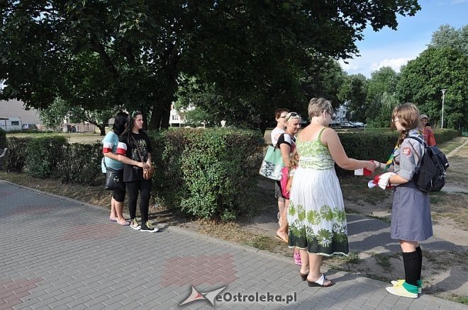 Ostrołęczanie uczcili pamięć poległych w Powstaniu Warszawskim [01.08.2013] - zdjęcie #18 - eOstroleka.pl