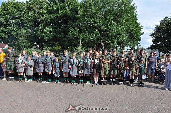 Ostrołęczanie uczcili pamięć poległych w Powstaniu Warszawskim [01.08.2013] - zdjęcie #33 - eOstroleka.pl