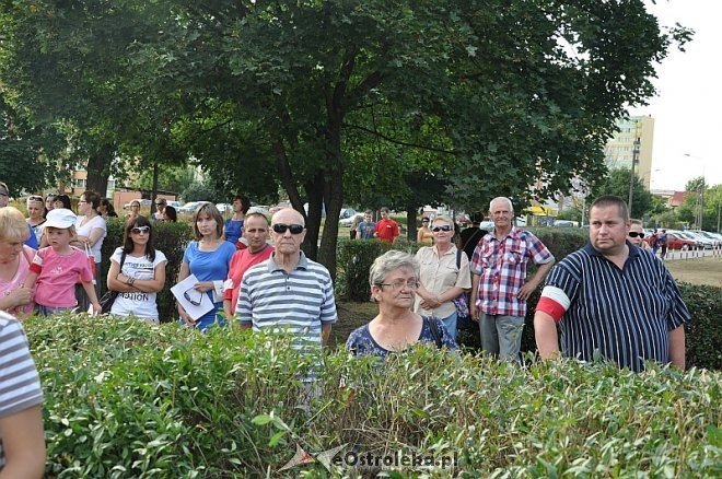 Ostrołęczanie uczcili pamięć poległych w Powstaniu Warszawskim [01.08.2013] - zdjęcie #21 - eOstroleka.pl