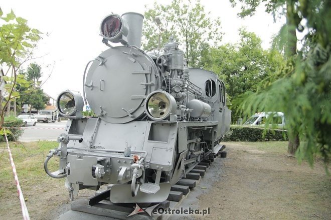 Zabytkowa lokomotywa nabiera blasku [02.08.2013] - zdjęcie #8 - eOstroleka.pl