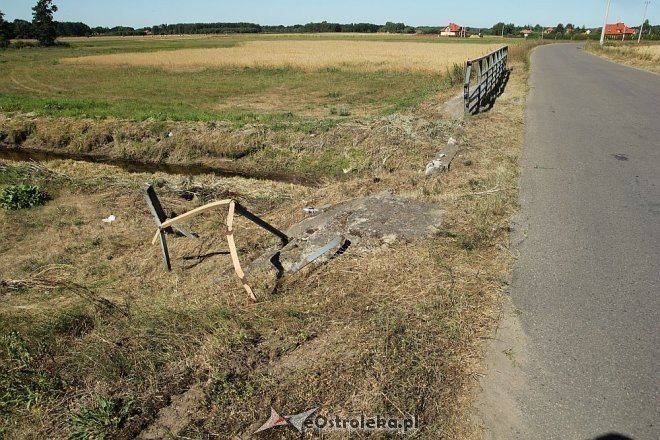 Wypadek w Łazach: Tylko cudem nikt nie zginął [03.08.2013] - zdjęcie #2 - eOstroleka.pl