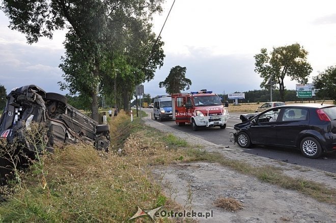 Poważny wypadek w Laskowcu [04.08.2013] - zdjęcie #10 - eOstroleka.pl