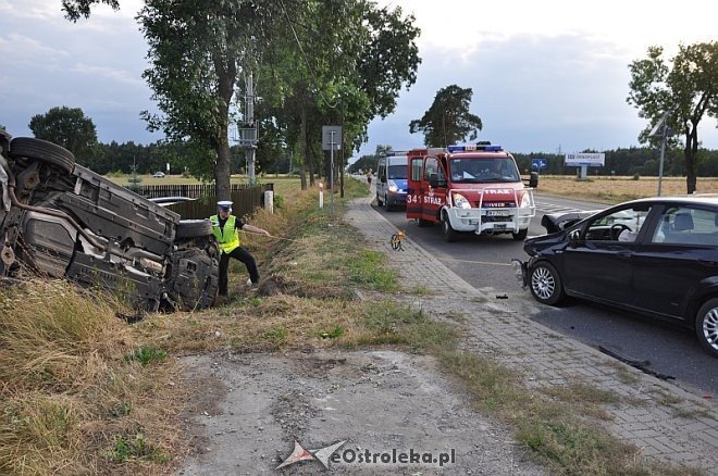 Poważny wypadek w Laskowcu [04.08.2013] - zdjęcie #14 - eOstroleka.pl