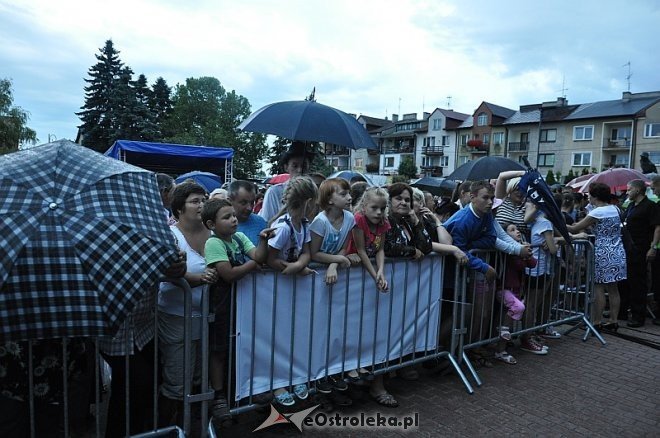Finał Dni Różana - zagrał Stachursky [04.08.2013] - zdjęcie #88 - eOstroleka.pl