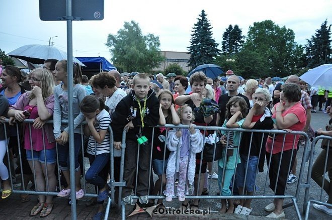 Finał Dni Różana - zagrał Stachursky [04.08.2013] - zdjęcie #86 - eOstroleka.pl