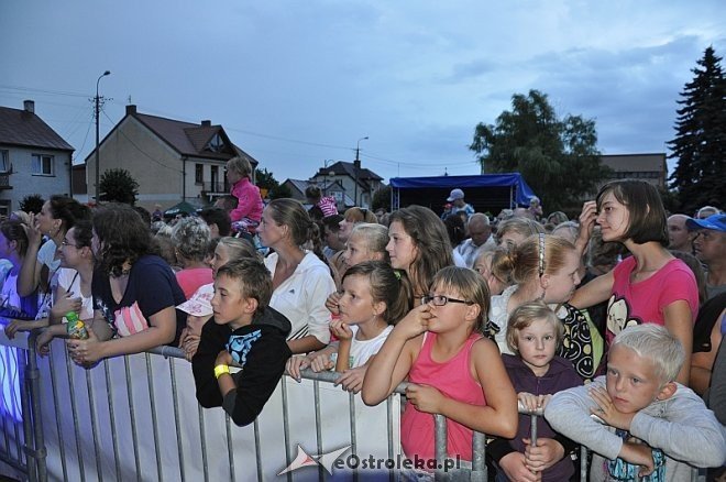Finał Dni Różana - zagrał Stachursky [04.08.2013] - zdjęcie #74 - eOstroleka.pl