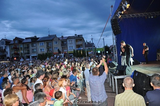 Finał Dni Różana - zagrał Stachursky [04.08.2013] - zdjęcie #50 - eOstroleka.pl