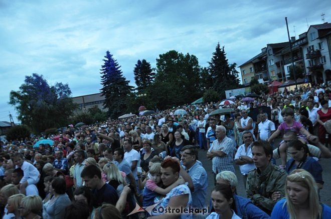 Finał Dni Różana - zagrał Stachursky [04.08.2013] - zdjęcie #58 - eOstroleka.pl