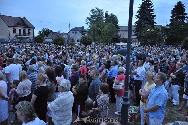 Finał Dni Różana - zagrał Stachursky [04.08.2013] - zdjęcie #88 - eOstroleka.pl