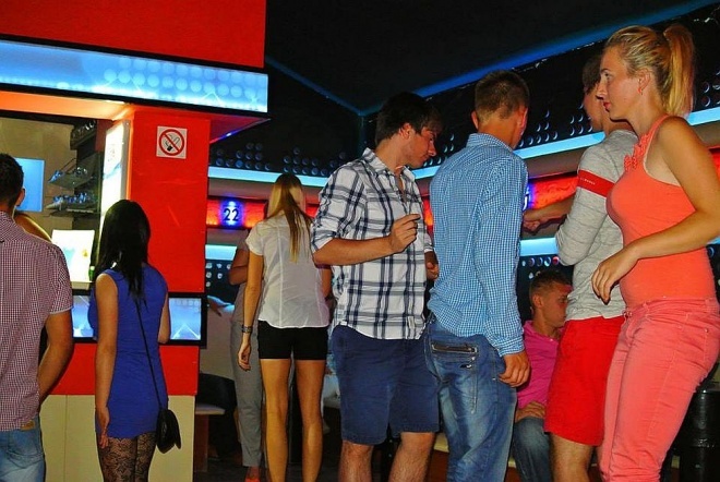 Święto Piwa i Czamplix w klubie Ibiza Zalesie [03.08.2013] - zdjęcie #92 - eOstroleka.pl