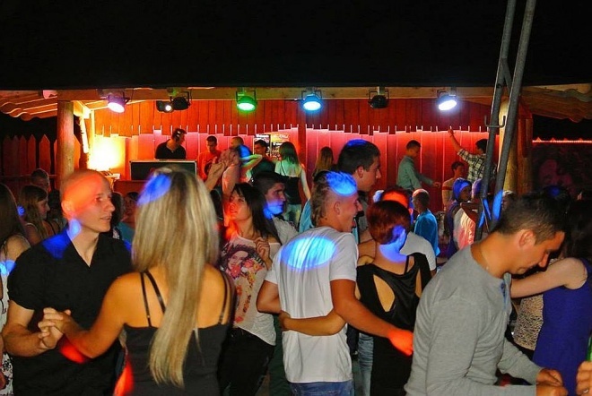 Święto Piwa i Czamplix w klubie Ibiza Zalesie [03.08.2013] - zdjęcie #54 - eOstroleka.pl