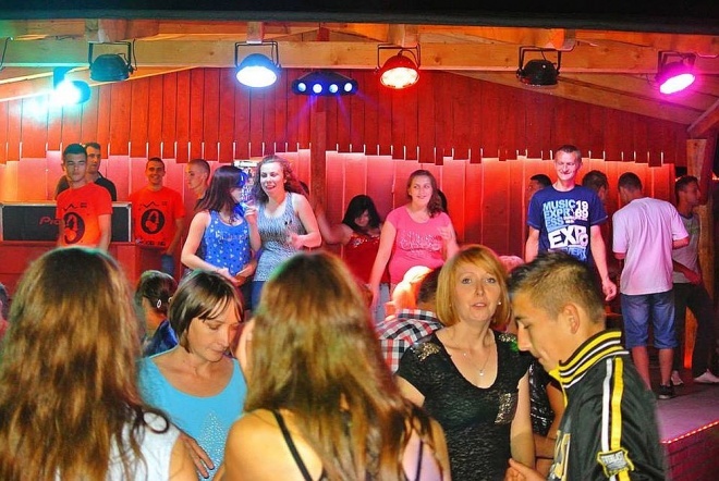Święto Piwa i Czamplix w klubie Ibiza Zalesie [03.08.2013] - zdjęcie #57 - eOstroleka.pl