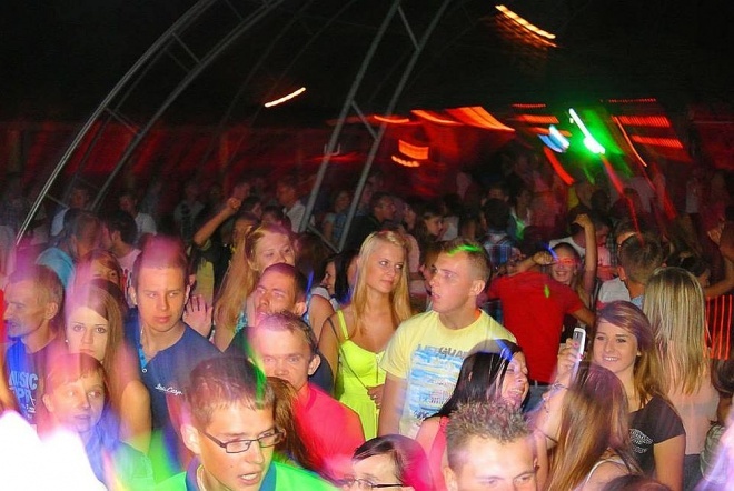 Święto Piwa i Czamplix w klubie Ibiza Zalesie [03.08.2013] - zdjęcie #28 - eOstroleka.pl