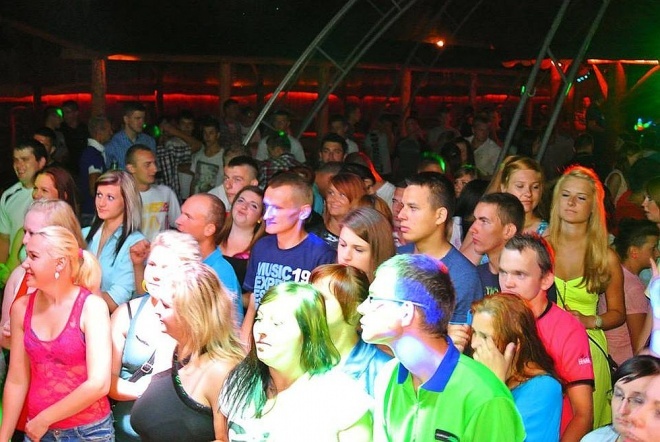 Święto Piwa i Czamplix w klubie Ibiza Zalesie [03.08.2013] - zdjęcie #27 - eOstroleka.pl