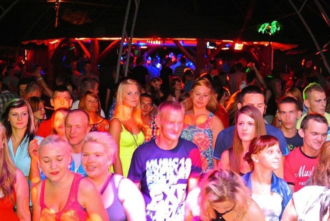 Święto Piwa i Czamplix w klubie Ibiza Zalesie [03.08.2013] - zdjęcie #24 - eOstroleka.pl