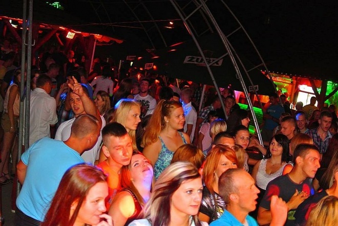 Święto Piwa i Czamplix w klubie Ibiza Zalesie [03.08.2013] - zdjęcie #21 - eOstroleka.pl