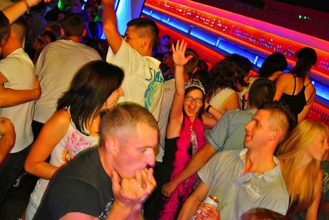 Święto Piwa i Czamplix w klubie Ibiza Zalesie [03.08.2013] - zdjęcie #15 - eOstroleka.pl