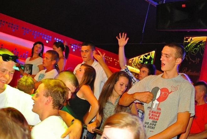 Święto Piwa i Czamplix w klubie Ibiza Zalesie [03.08.2013] - zdjęcie #8 - eOstroleka.pl