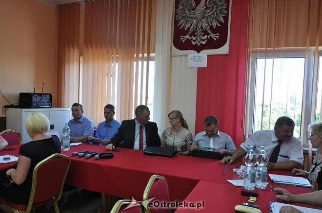XXX Sesja rady gminy Czerwin [06.08.2013] - zdjęcie #13 - eOstroleka.pl