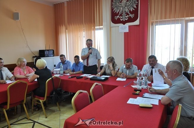 XXX Sesja rady gminy Czerwin [06.08.2013] - zdjęcie #21 - eOstroleka.pl