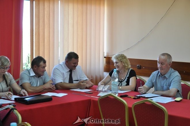 XXX Sesja rady gminy Czerwin [06.08.2013] - zdjęcie #28 - eOstroleka.pl