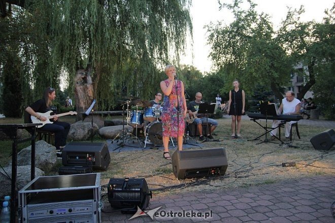 Art Czwartek z Agatą Mieszała [08.08.2013] - zdjęcie #30 - eOstroleka.pl