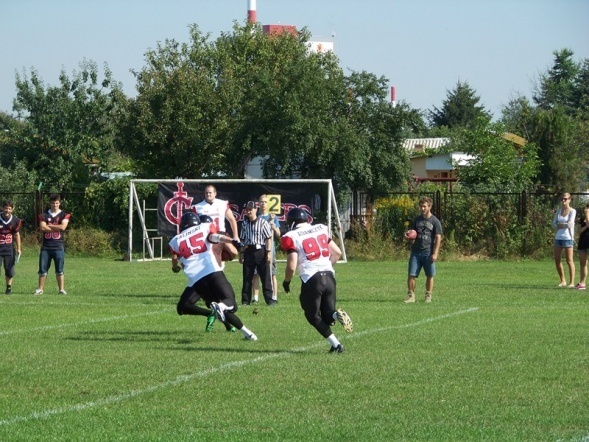 Polska Liga Futbolu Amerykańskiego: KFA KURPIE - Crusaders Warszawa B (18.08.2013) - zdjęcie #15 - eOstroleka.pl