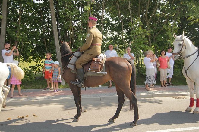 Uroczystości Patriotyczne „W Hołdzie Marynarzom i Ułanom Poległym na Ziemi Rzekuńskiej w 1920 Roku” [18.08.2013] - zdjęcie #53 - eOstroleka.pl