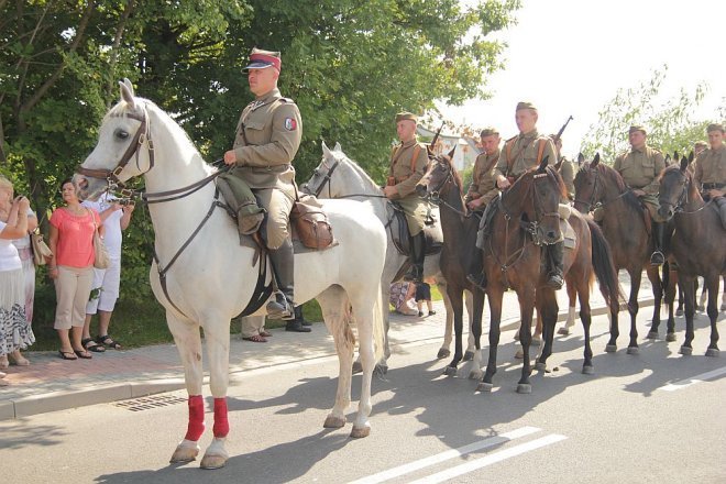 Uroczystości Patriotyczne „W Hołdzie Marynarzom i Ułanom Poległym na Ziemi Rzekuńskiej w 1920 Roku” [18.08.2013] - zdjęcie #52 - eOstroleka.pl