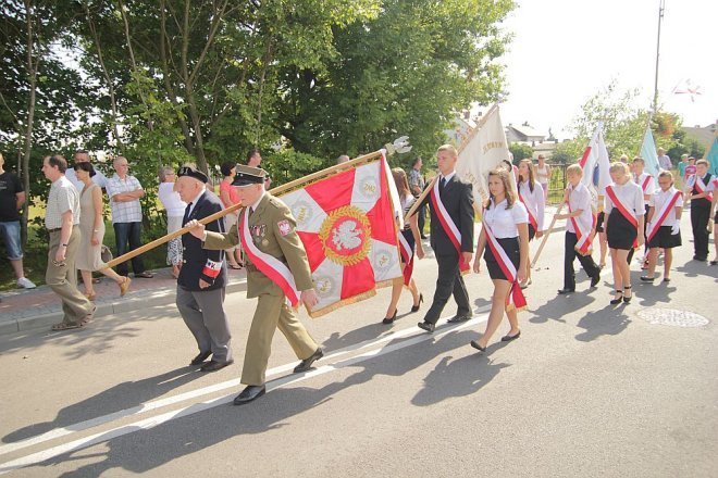 Uroczystości Patriotyczne „W Hołdzie Marynarzom i Ułanom Poległym na Ziemi Rzekuńskiej w 1920 Roku” [18.08.2013] - zdjęcie #42 - eOstroleka.pl