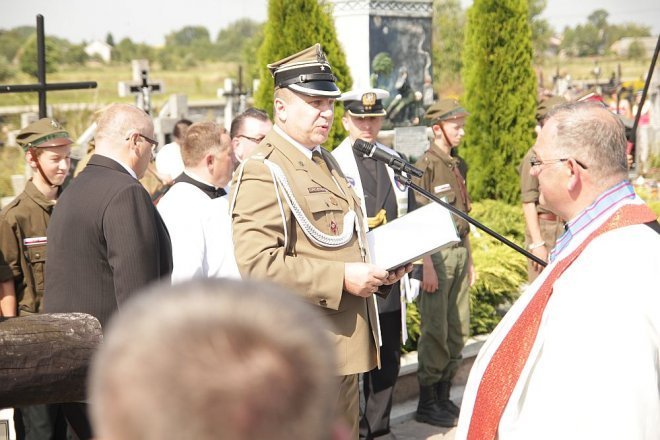 Uroczystości Patriotyczne „W Hołdzie Marynarzom i Ułanom Poległym na Ziemi Rzekuńskiej w 1920 Roku” [18.08.2013] - zdjęcie #34 - eOstroleka.pl