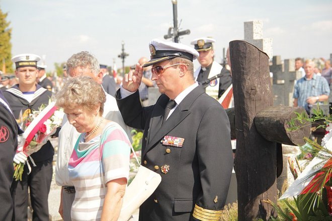 Uroczystości Patriotyczne „W Hołdzie Marynarzom i Ułanom Poległym na Ziemi Rzekuńskiej w 1920 Roku” [18.08.2013] - zdjęcie #14 - eOstroleka.pl