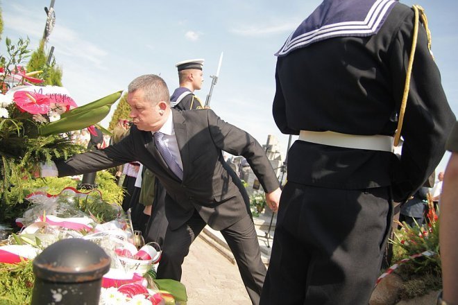 Uroczystości Patriotyczne „W Hołdzie Marynarzom i Ułanom Poległym na Ziemi Rzekuńskiej w 1920 Roku” [18.08.2013] - zdjęcie #10 - eOstroleka.pl