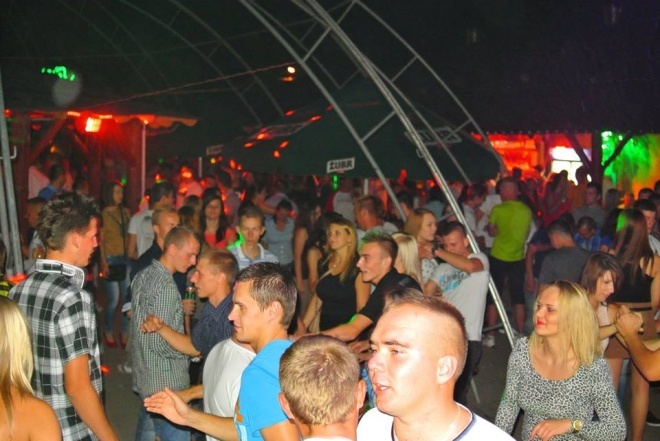 VII urodziny klubu Ibiza Zalesie [17.08.2013] - zdjęcie #142 - eOstroleka.pl