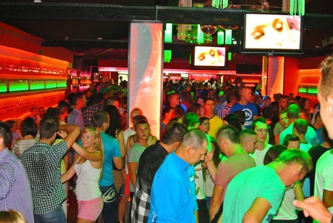 VII urodziny klubu Ibiza Zalesie [17.08.2013] - zdjęcie #136 - eOstroleka.pl