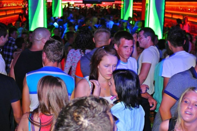 VII urodziny klubu Ibiza Zalesie [17.08.2013] - zdjęcie #129 - eOstroleka.pl