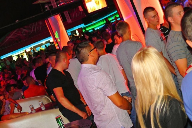 VII urodziny klubu Ibiza Zalesie [17.08.2013] - zdjęcie #119 - eOstroleka.pl