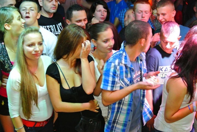 VII urodziny klubu Ibiza Zalesie [17.08.2013] - zdjęcie #104 - eOstroleka.pl
