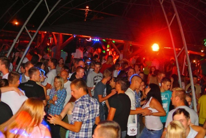 VII urodziny klubu Ibiza Zalesie [17.08.2013] - zdjęcie #54 - eOstroleka.pl