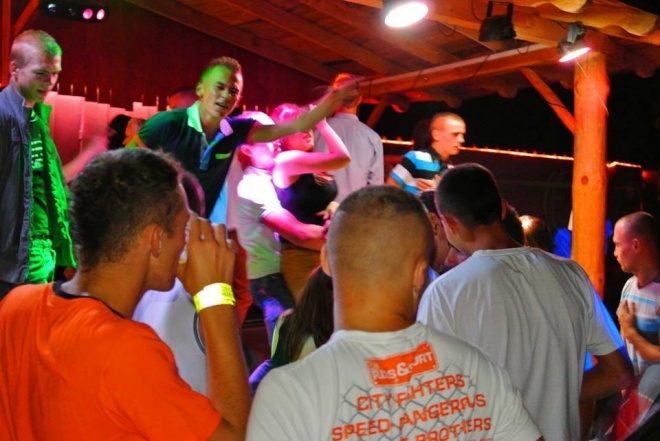 VII urodziny klubu Ibiza Zalesie [17.08.2013] - zdjęcie #27 - eOstroleka.pl