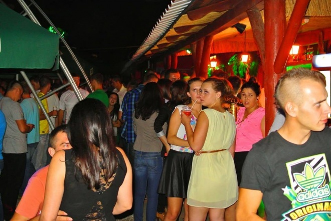 VII urodziny klubu Ibiza Zalesie [17.08.2013] - zdjęcie #23 - eOstroleka.pl