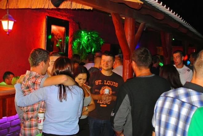 VII urodziny klubu Ibiza Zalesie [17.08.2013] - zdjęcie #19 - eOstroleka.pl